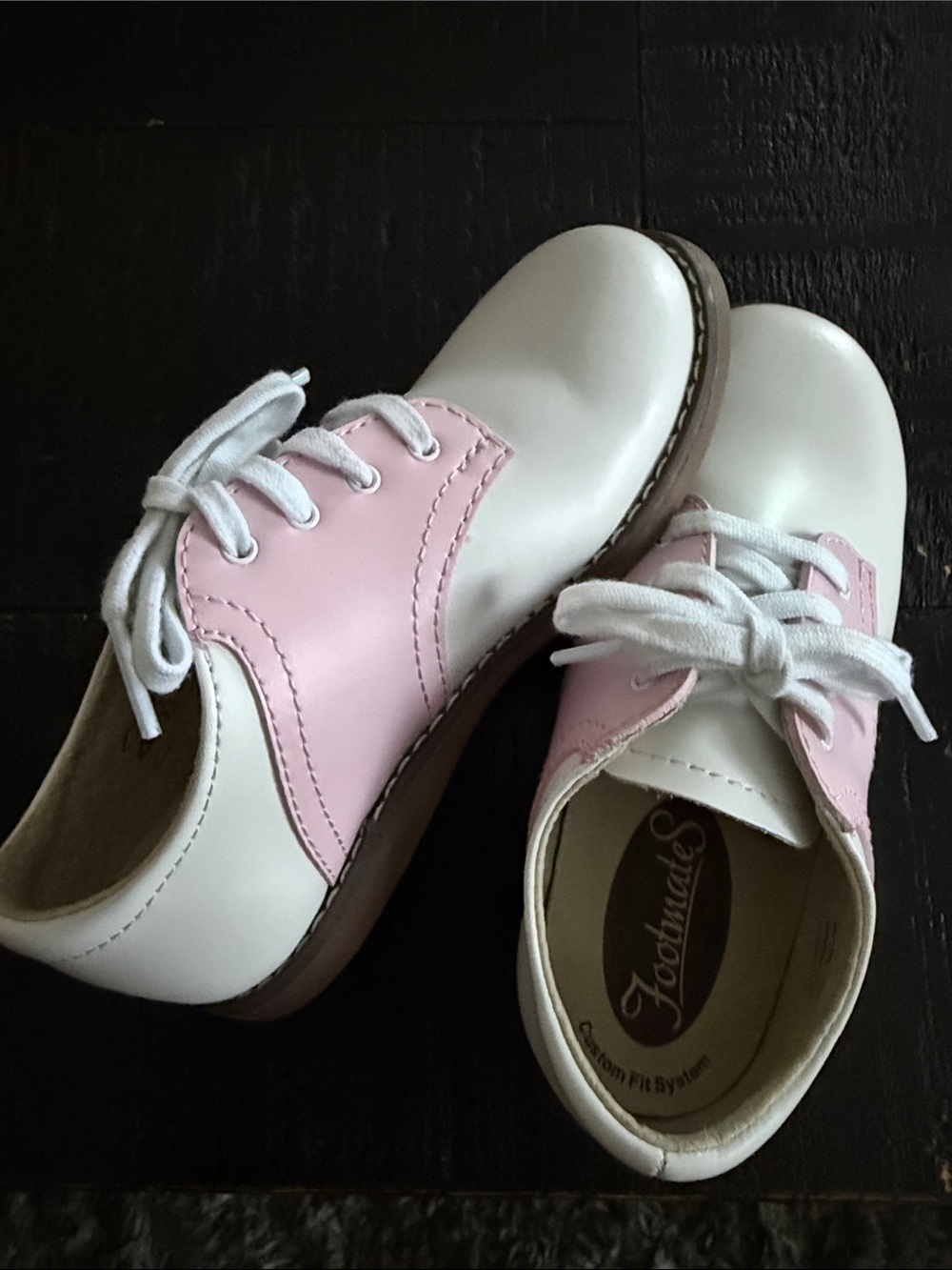 FootMates White and Pink Kids Lace-Up Dress Shoes - Picture 5 of 5